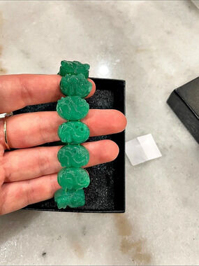 Carved Bead Bracelet Green & Purple Like New